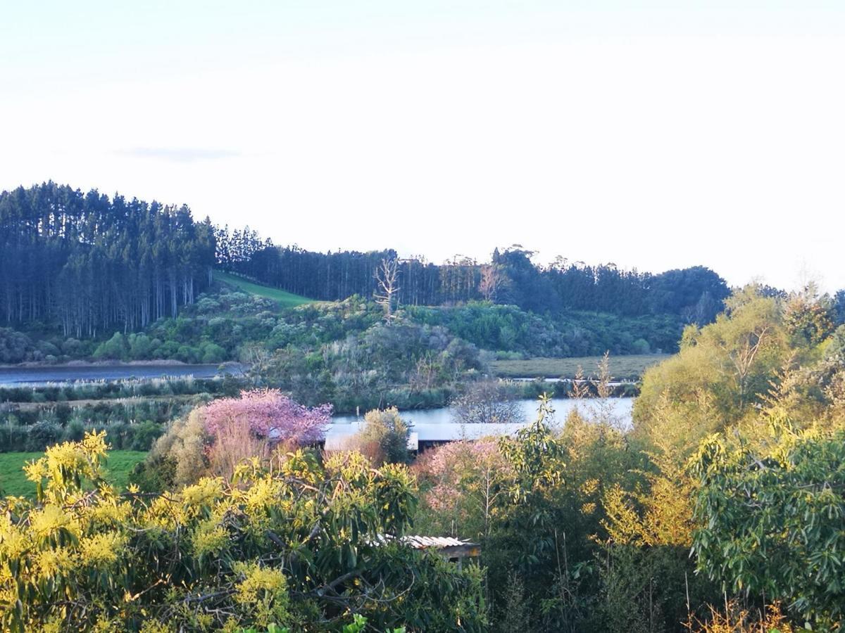 River Side Lodge Whakamarama Экстерьер фото