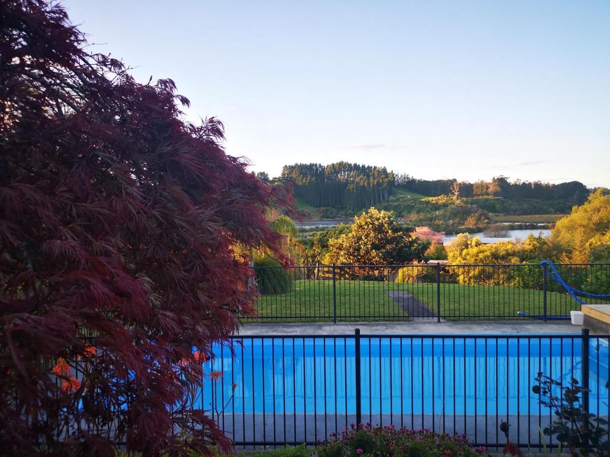 River Side Lodge Whakamarama Экстерьер фото