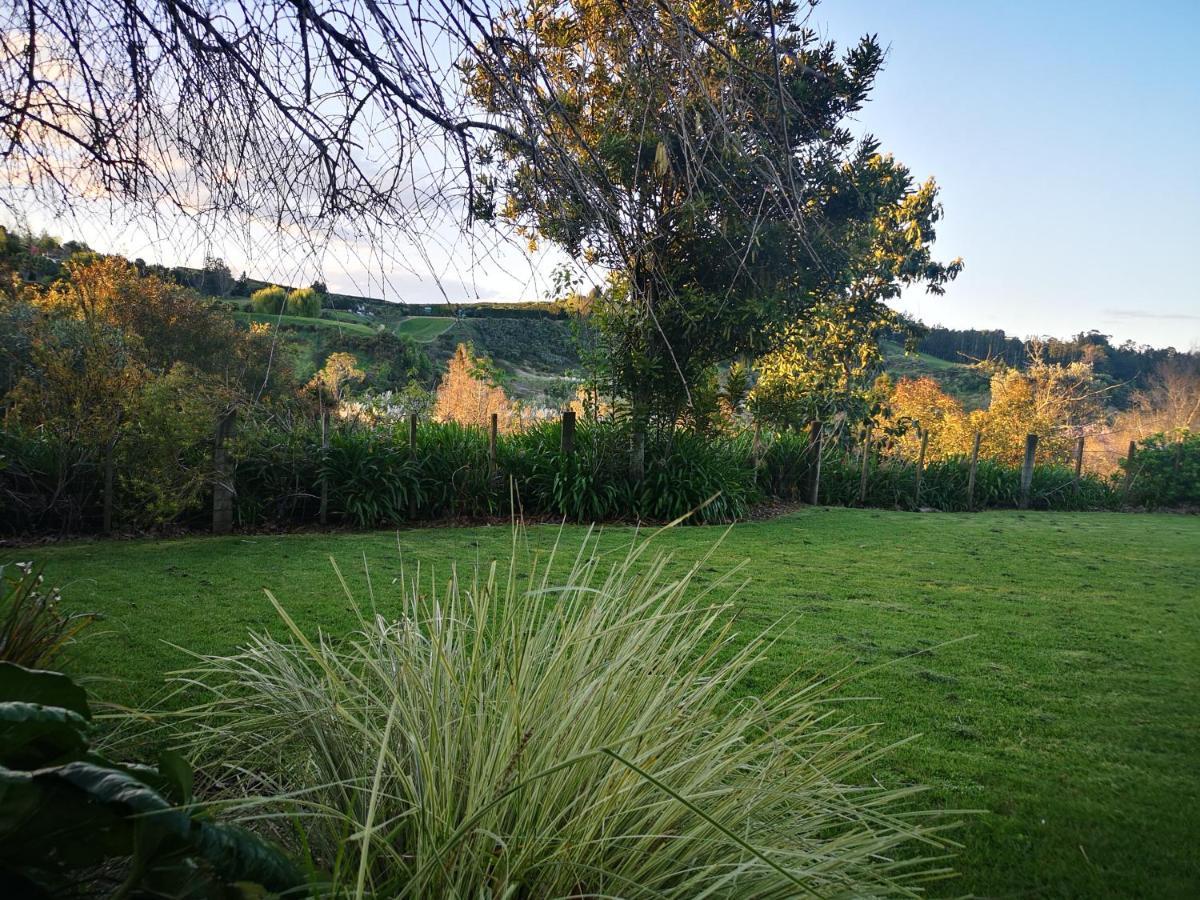 River Side Lodge Whakamarama Экстерьер фото