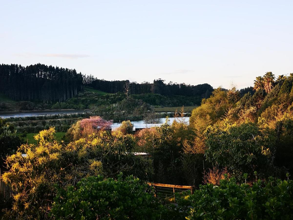 River Side Lodge Whakamarama Экстерьер фото